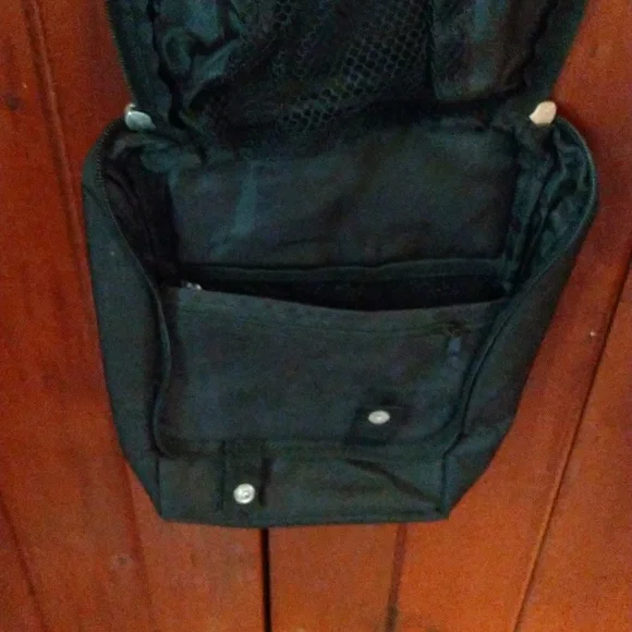 American Tourister toiletry bag - Picture 5 of 7